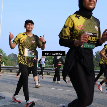 Runner Photo 6329928
