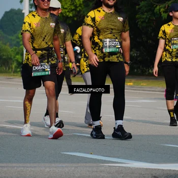 Runner Photo 6329980
