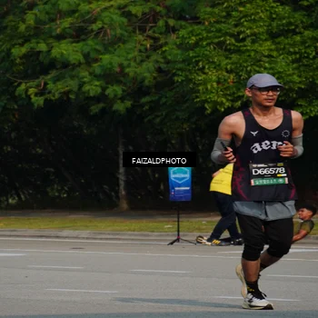 Runner Photo 6329998