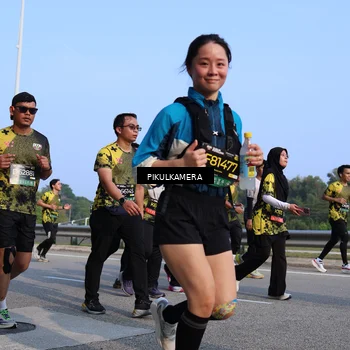 Runner Photo 6330006