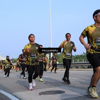 Runner Photo 6330037