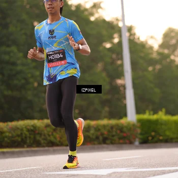Runner Photo 6330064