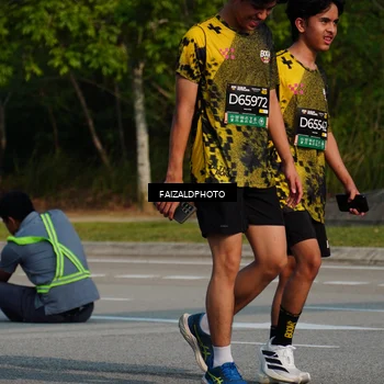 Runner Photo 6330085