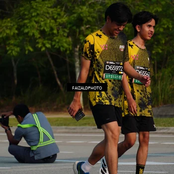 Runner Photo 6330109