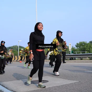 Runner Photo 6330180