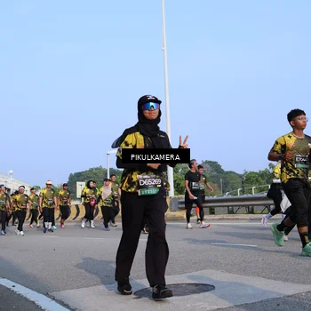 Runner Photo 6330229