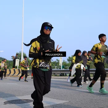 Runner Photo 6330254