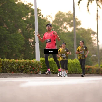 Runner Photo 6330255