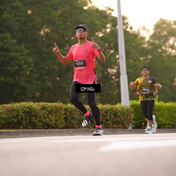 Runner Photo 6330278