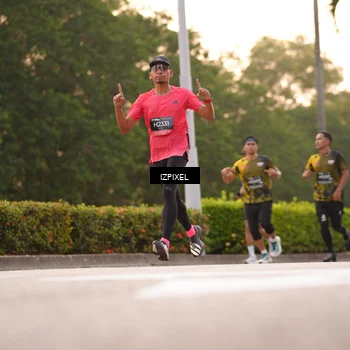 Runner Photo 6330291