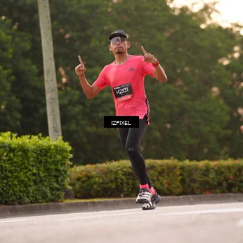 Runner Photo 6330420