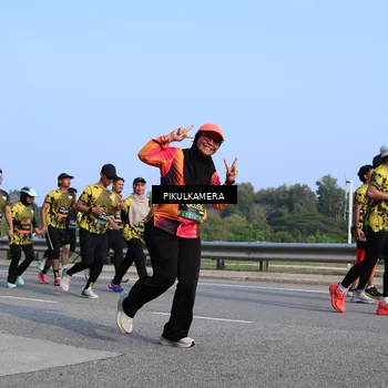 Runner Photo 6330440
