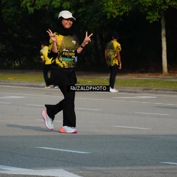 Runner Photo 6330441