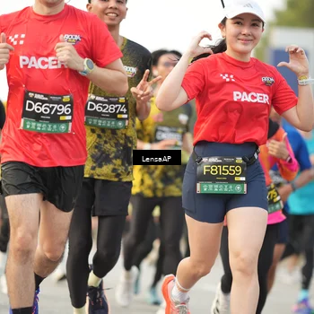 Runner Photo 6330445