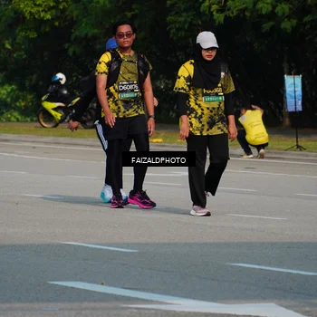 Runner Photo 6330446