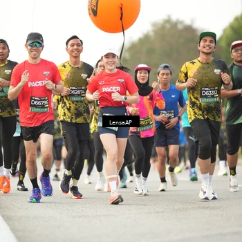 Runner Photo 6330463