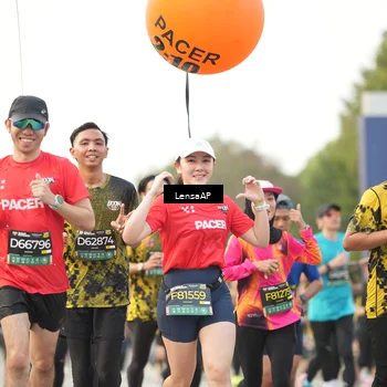 Runner Photo 6330468