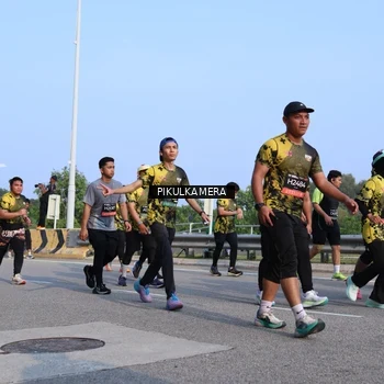 Runner Photo 6330482