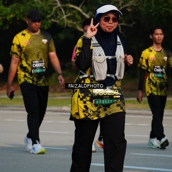 Runner Photo 6330485