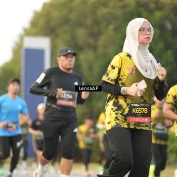 Runner Photo 6330491