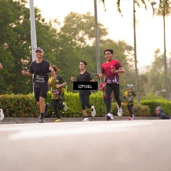 Runner Photo 6330515