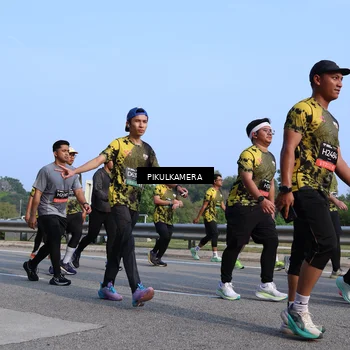 Runner Photo 6330521