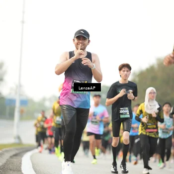 Runner Photo 6330522