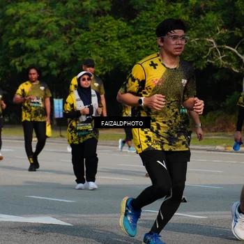 Runner Photo 6330555