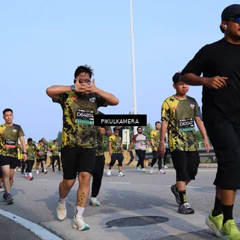 Runner Photo 6330562