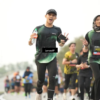 Runner Photo 6330599