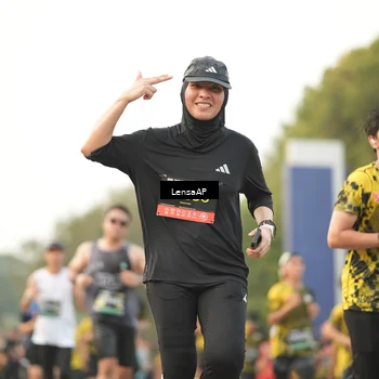 Runner Photo 6330600