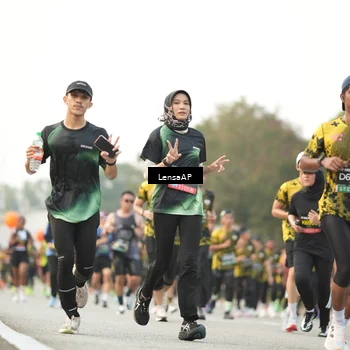 Runner Photo 6330601