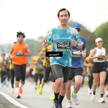 Runner Photo 6330614