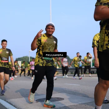 Runner Photo 6330621