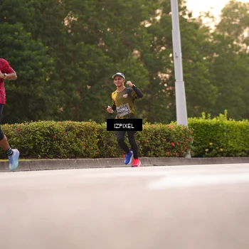 Runner Photo 6330623