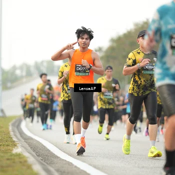 Runner Photo 6330626