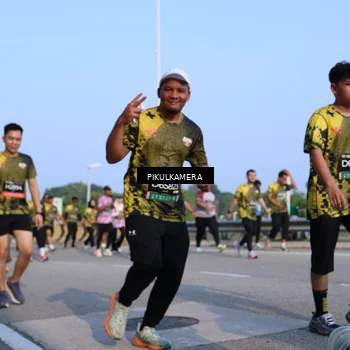 Runner Photo 6330628