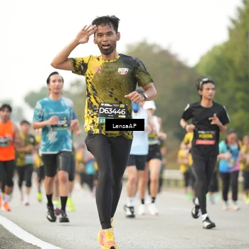 Runner Photo 6330633