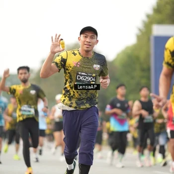 Runner Photo 6330651