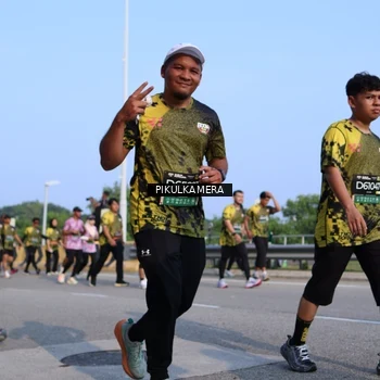 Runner Photo 6330654