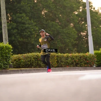 Runner Photo 6330655