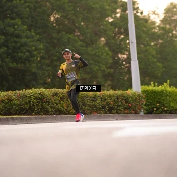 Runner Photo 6330664