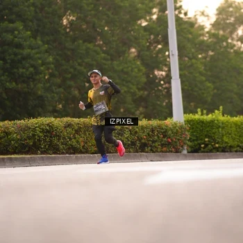 Runner Photo 6330676