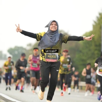 Runner Photo 6330680