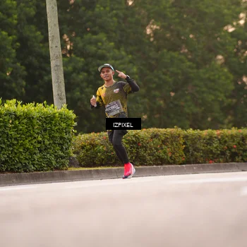 Runner Photo 6330682
