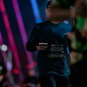 Runner Photo 6330684
