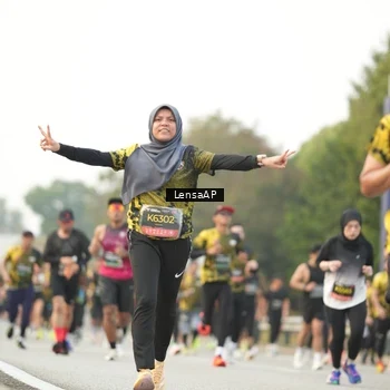 Runner Photo 6330702