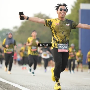 Runner Photo 6330704