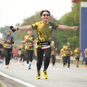 Runner Photo 6330713