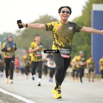 Runner Photo 6330719